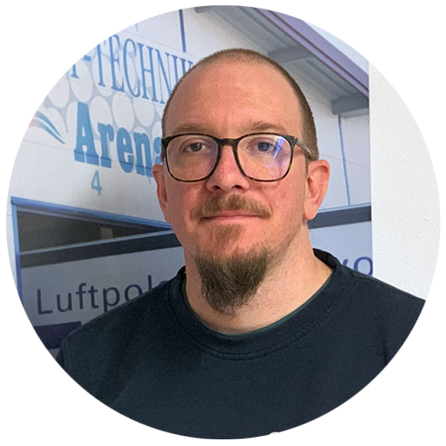 Florian Schlagintweit - zastępca kierownika logistyki w Oldenburg Kunststoff-Technik GmbH